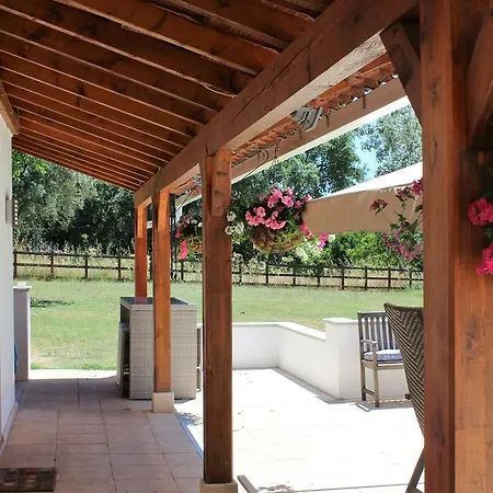 Guest house The At Brunels